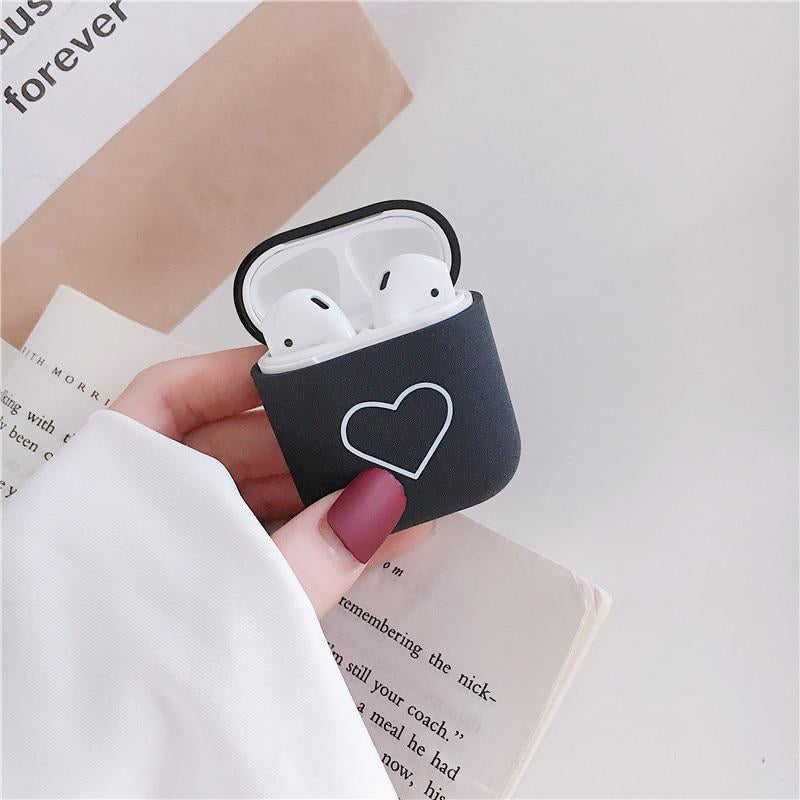 COVER RIGIDA AIRPODS CON CUORE